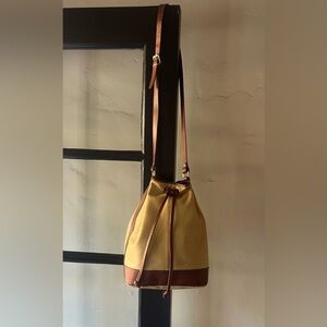 Lovely 70’s Vintage Robinsons Leather Bucket Bag - Made in Italy